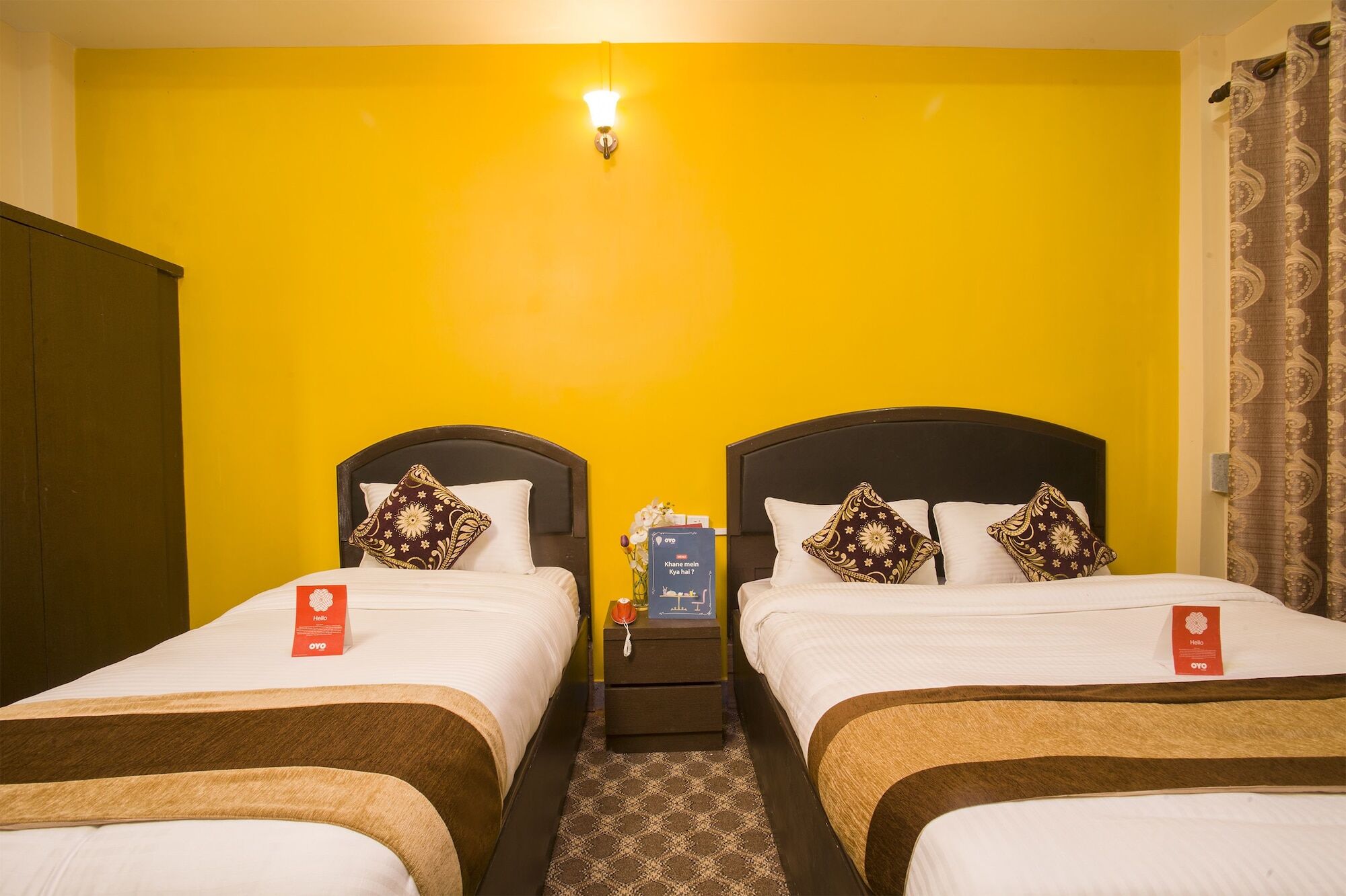 Oyo 150 Hotel Himalyan Height カトマンズ エクステリア 写真